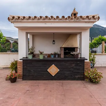 Holiday home Familiar House With Private Pool And Mountains View Venta Baja