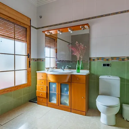Holiday home Familiar House With Private Pool And Mountains View