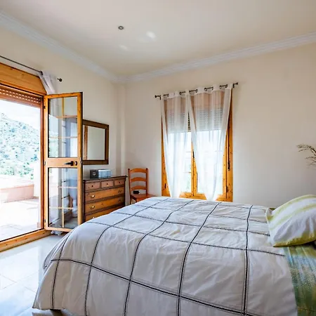 Holiday home Familiar House With Private Pool And Mountains View Venta Baja